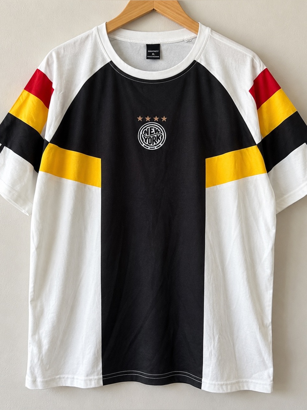 New York Colorblock Short-Sleeve Tee - Black/White/Yellow/Red Size XL
